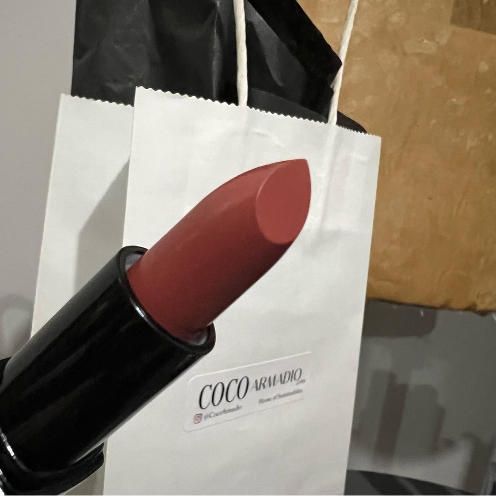 Canadian cosmetic brand, bridal lipstick collection.